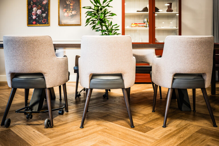 Stoelen ouderenzorg