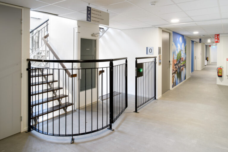 Inspiratie interieur gang en hal zorginstelling
